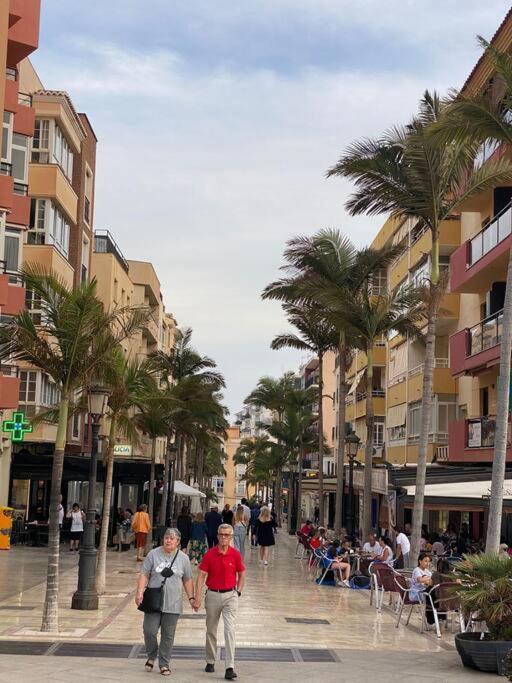 Apt Con Espectacular Vista, Piscinas, Recep 24 Hs 贝纳尔马德纳 外观 照片
