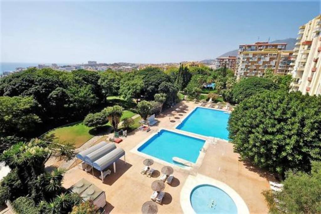 Apt Con Espectacular Vista, Piscinas, Recep 24 Hs 贝纳尔马德纳 外观 照片