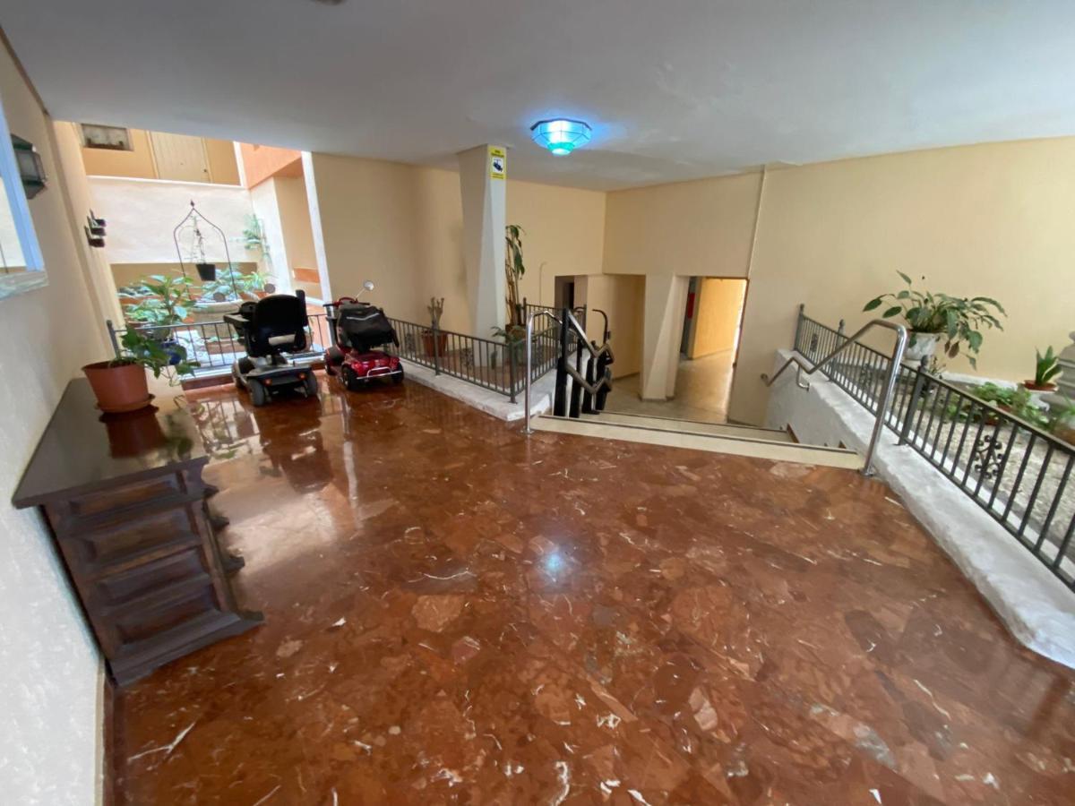 Apt Con Espectacular Vista, Piscinas, Recep 24 Hs 贝纳尔马德纳 外观 照片