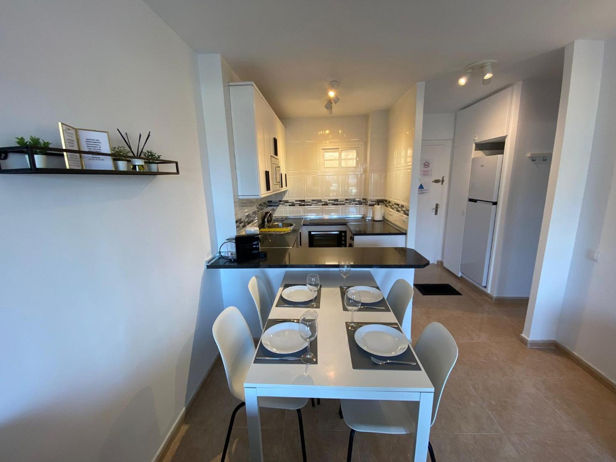Apt Con Espectacular Vista, Piscinas, Recep 24 Hs 贝纳尔马德纳 外观 照片